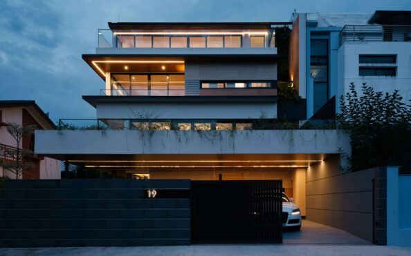 LANDSCAPE 2000X1250 594x371